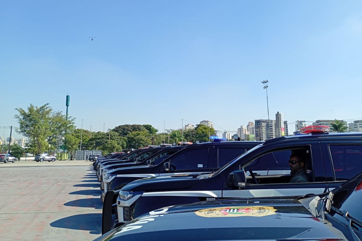 Viaturas da Polícia Civil