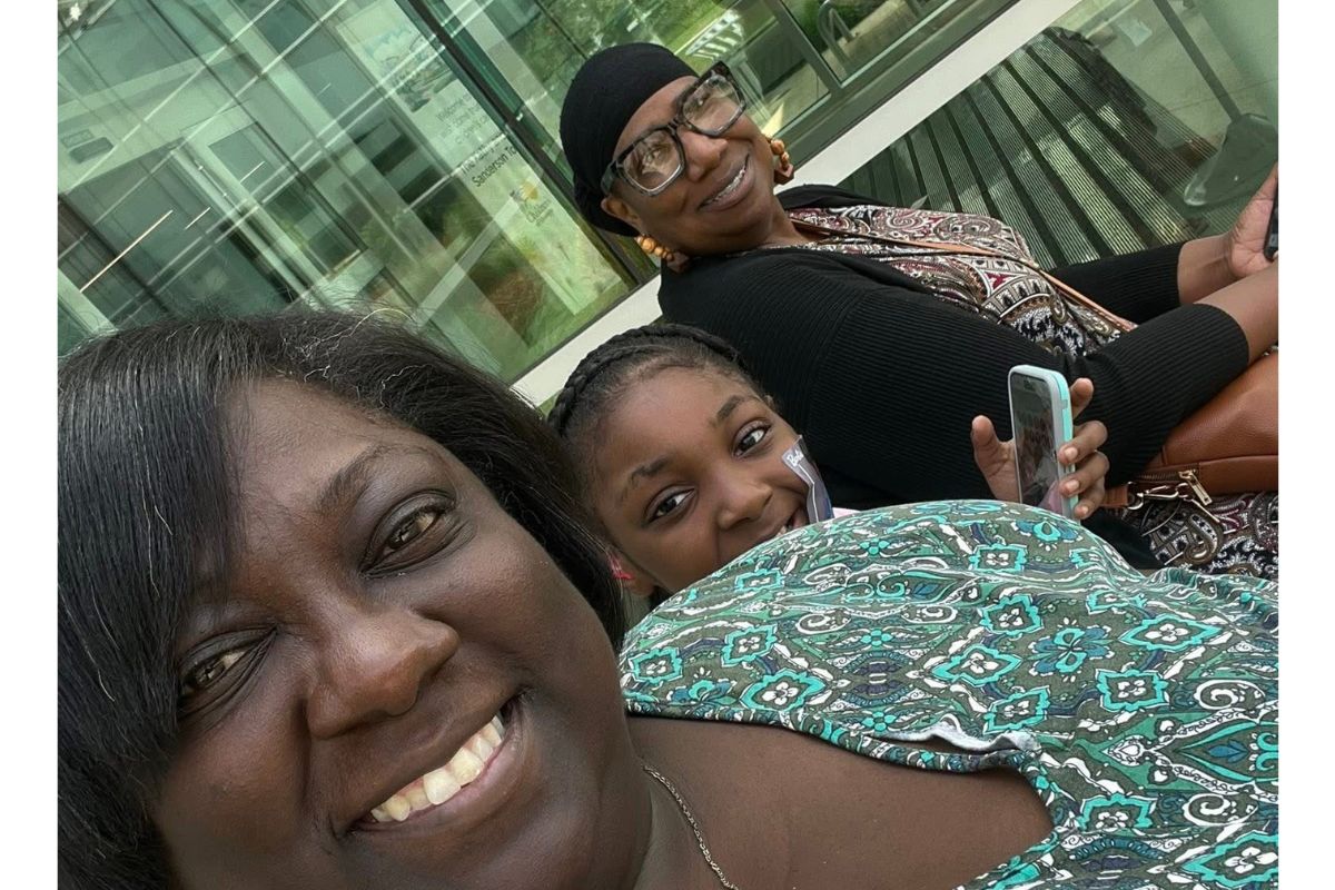 Leneathra Reed e a família