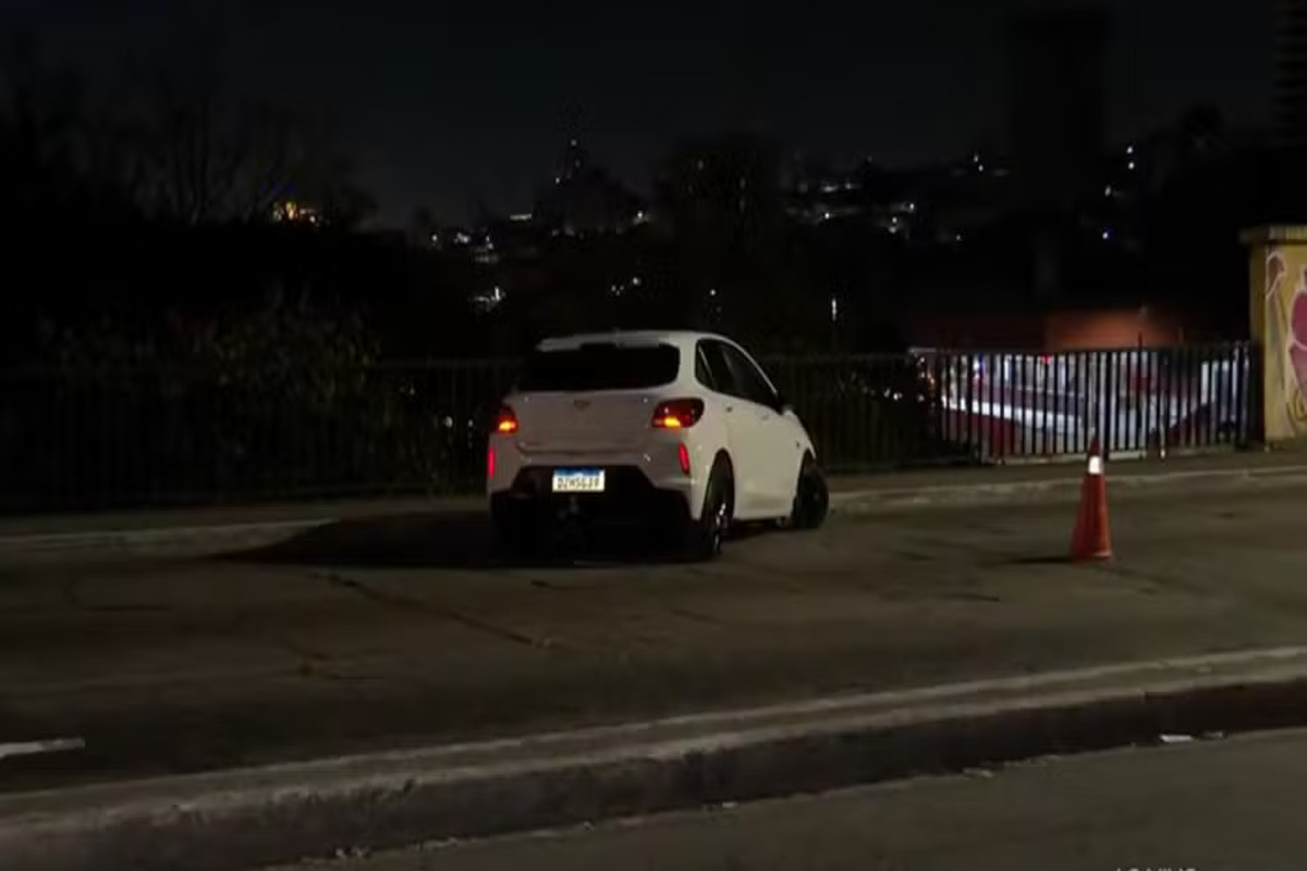 Motorista embriagado atropela e mata duas pessoas