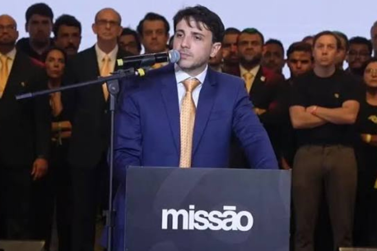 Partido Missão aciona o TSE sobre candidatura de Flávio Bolsonaro (Foto: Reprodução/YouTube)
