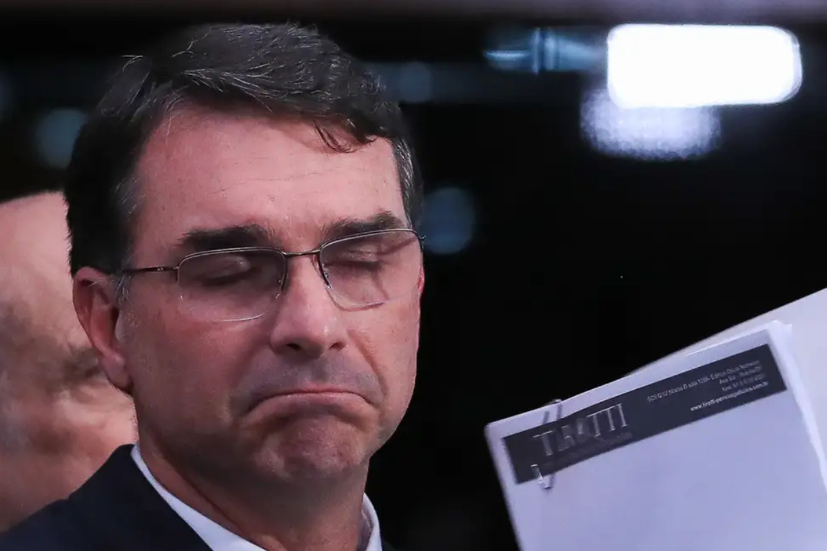Flávio Bolsonaro estava filiado ao PL e ao Missão (Foto: Lula Marques/Agência Brasil)
