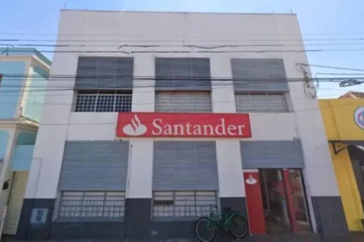 Agência onde ocorreu o roubo