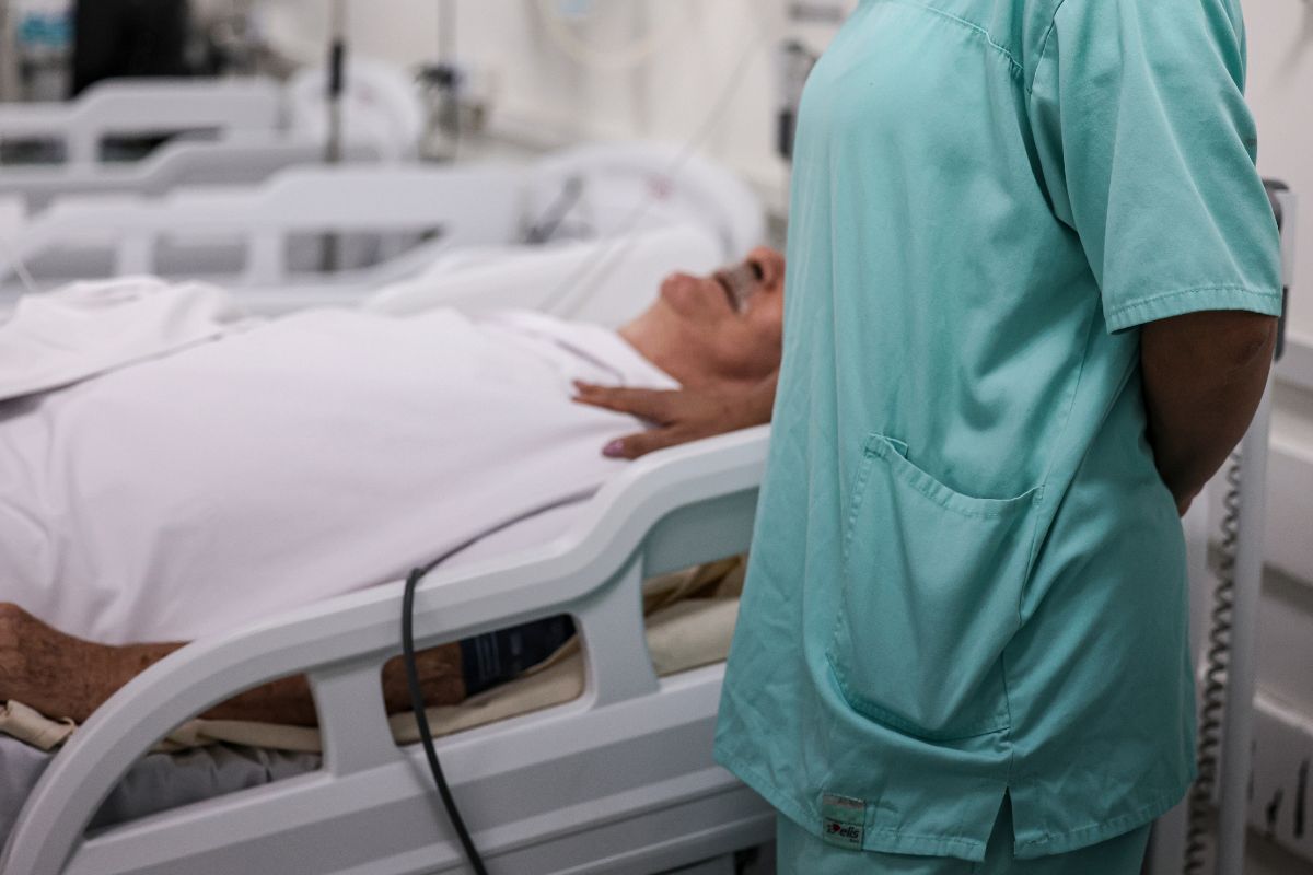 Médico e paciente (foto ilustrativa)