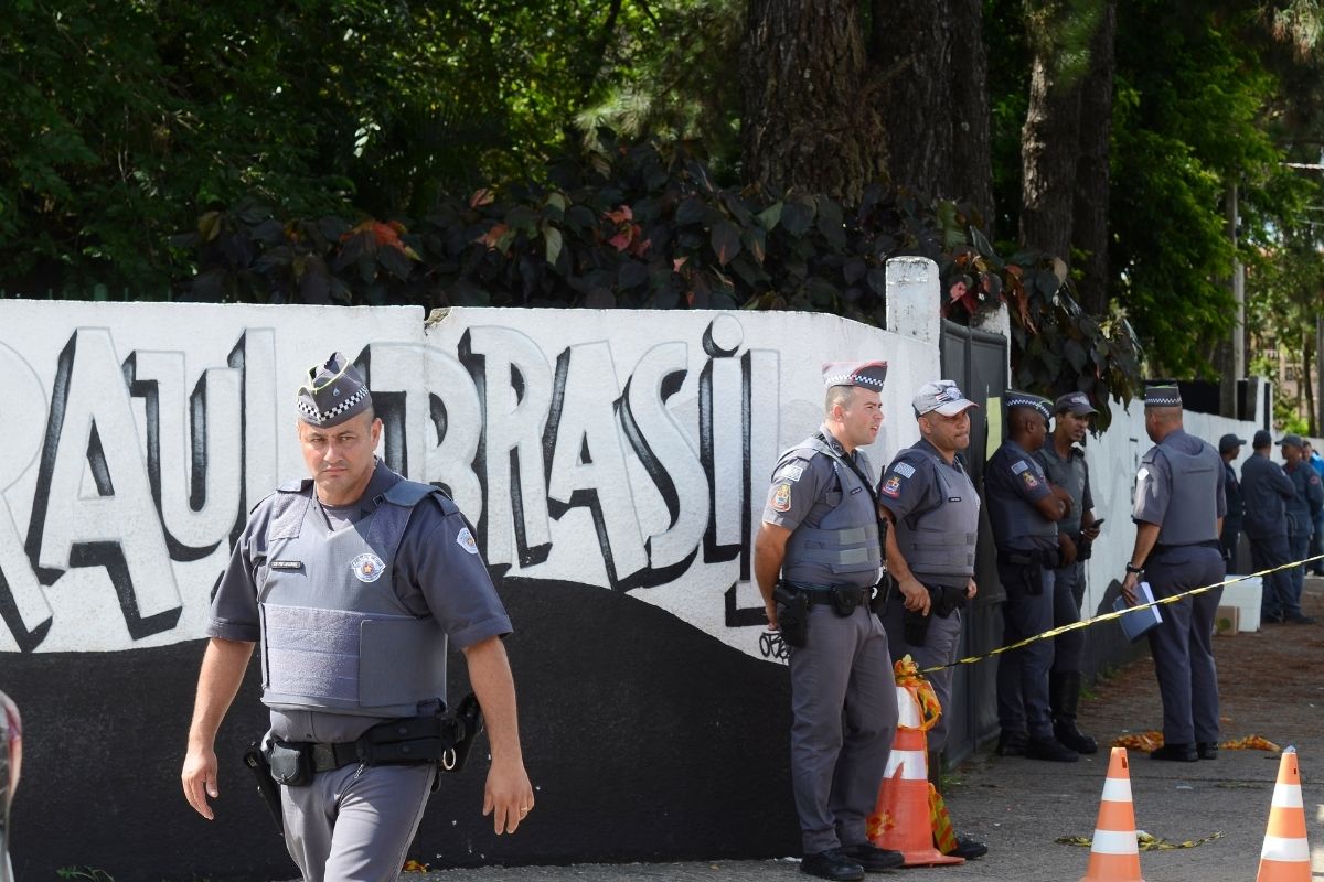 Polícia civil e militar