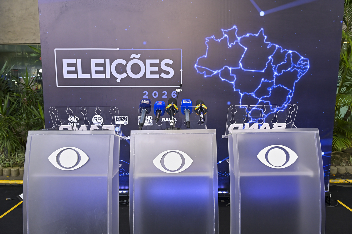 Primeiro debate teve confronto entre presidenciáveis