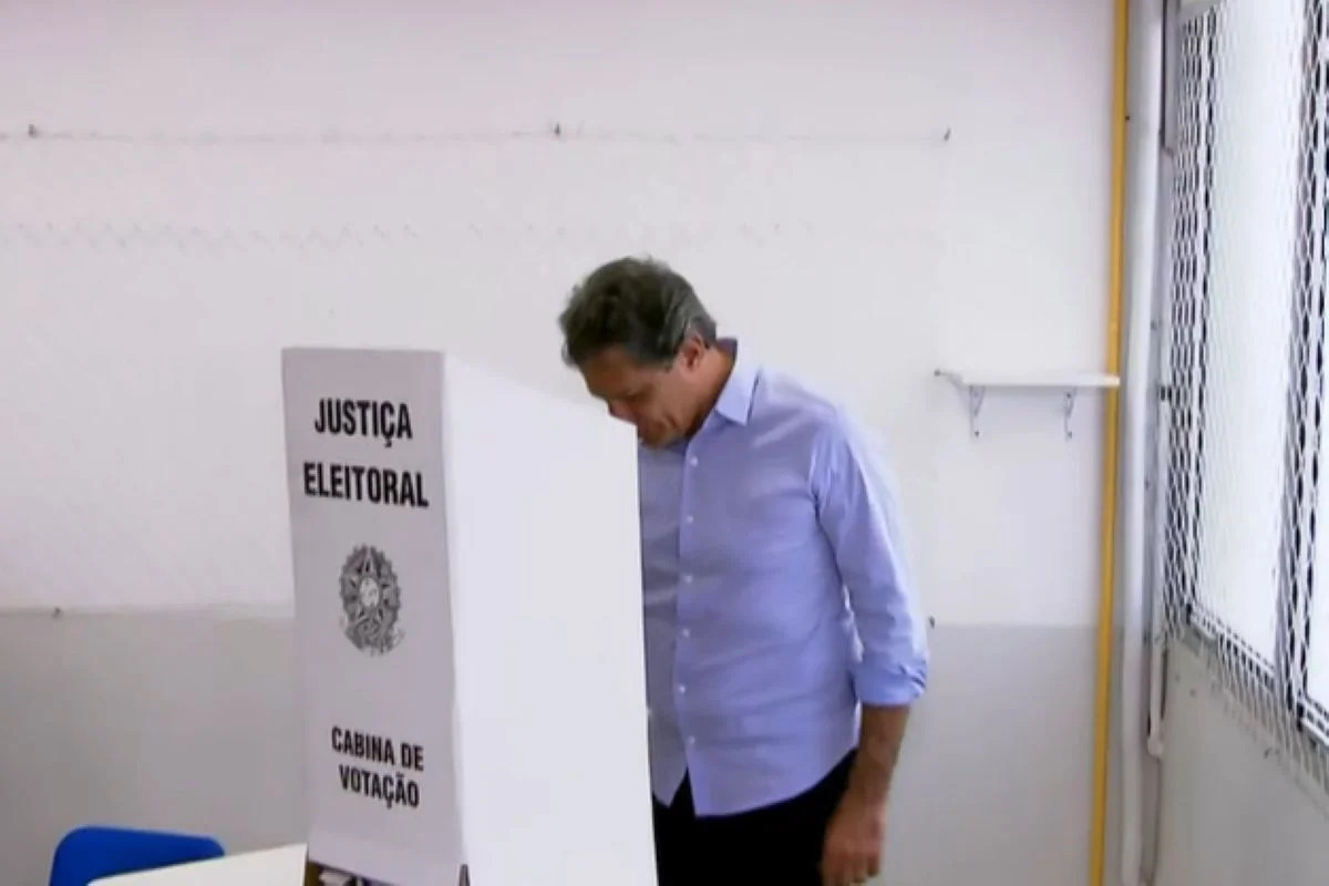 Haddad votando 1 turno