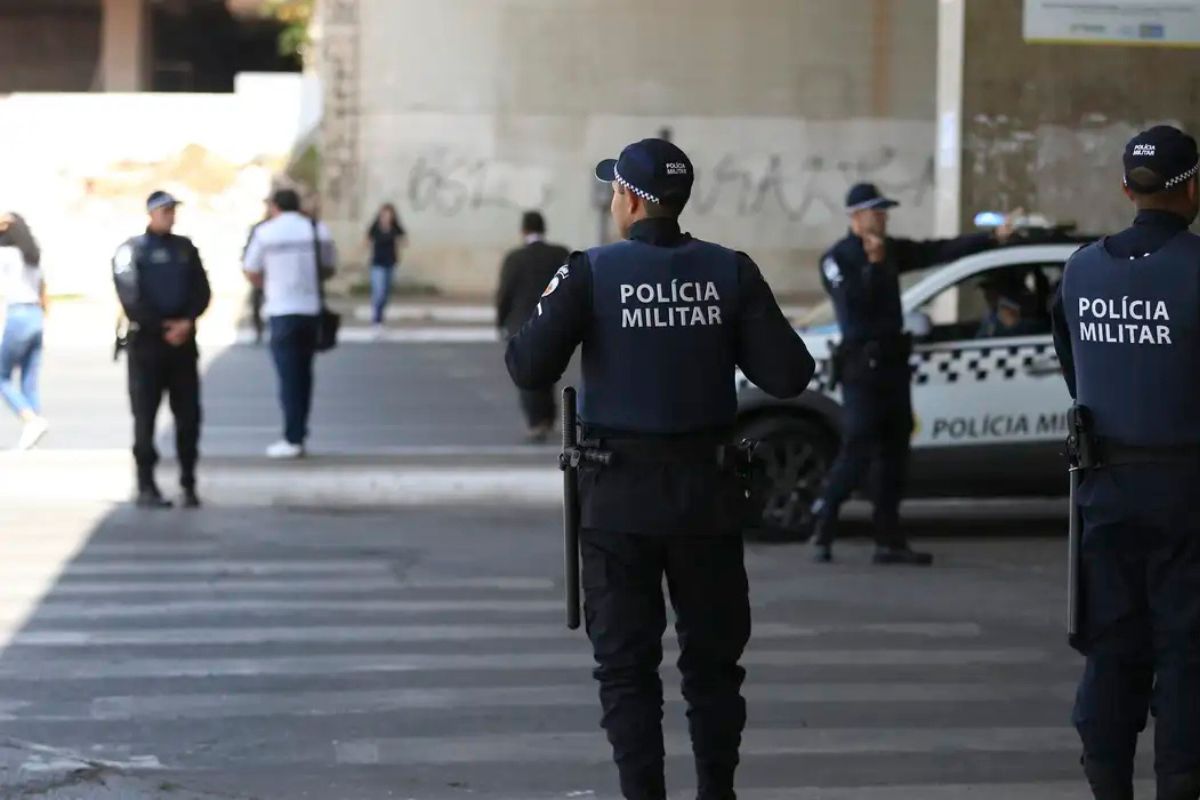 Furtos e roubos de celulares estão em alta no bairro